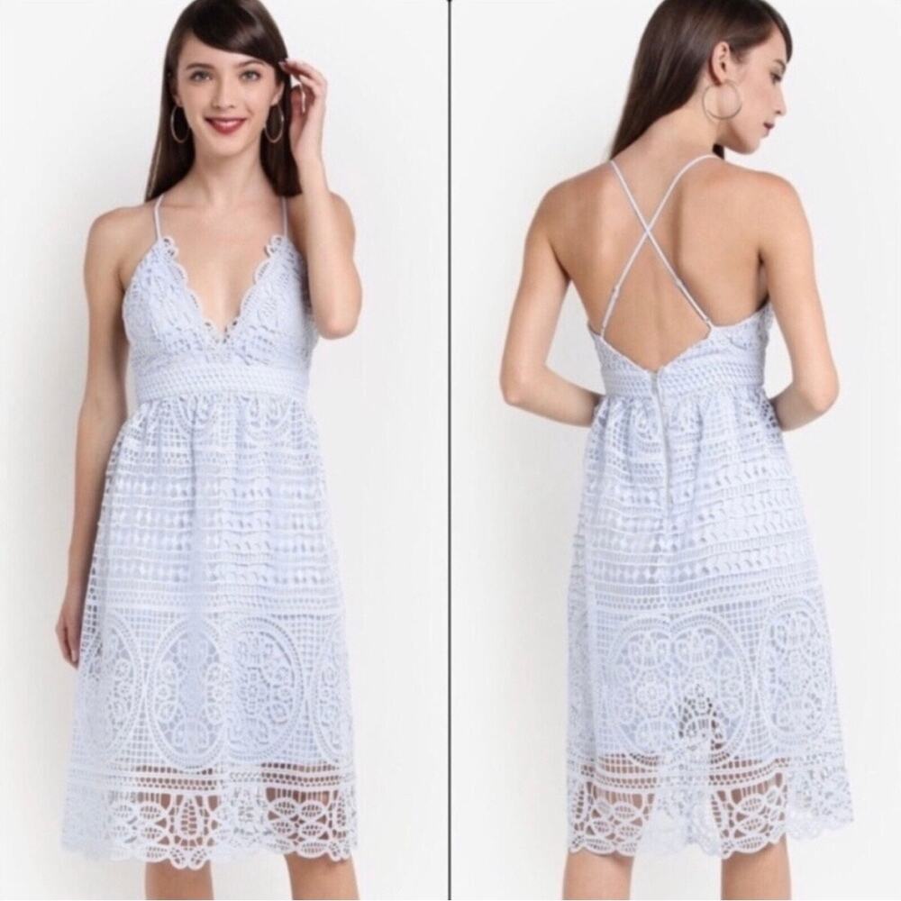 Bardot Light Blue Sleeveless Versailles Crocheted Lace Midi Dress - size 6